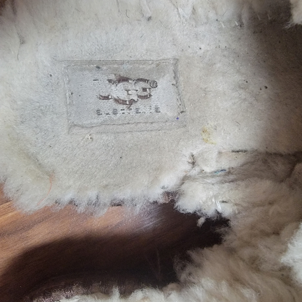 Ugg Slipon - image 4